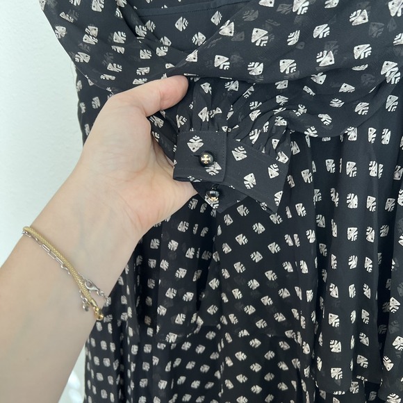 TORY BURCH Seymour Silk Georgette Mini Dress Size 6 Geometric Fish Print Tiered - Picture 11 of 11